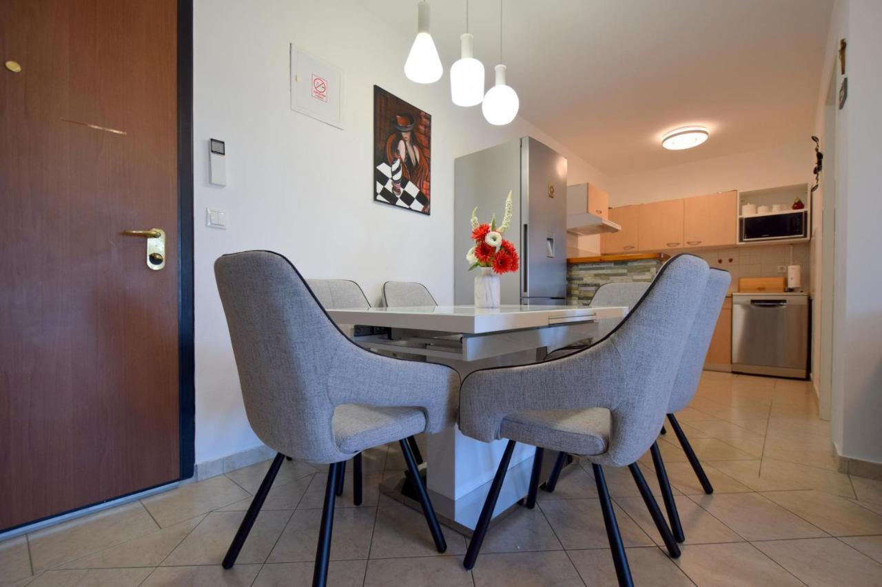 Apartment Lucy Malinska Ngoại thất bức ảnh