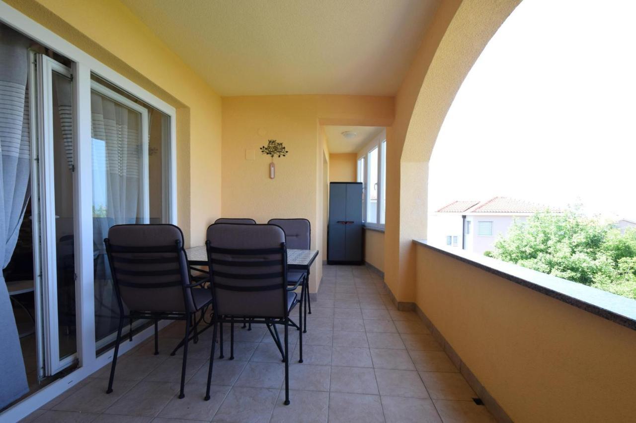 Apartment Lucy Malinska Ngoại thất bức ảnh